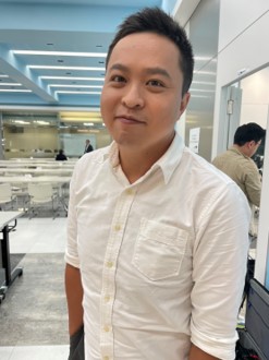 authorPic